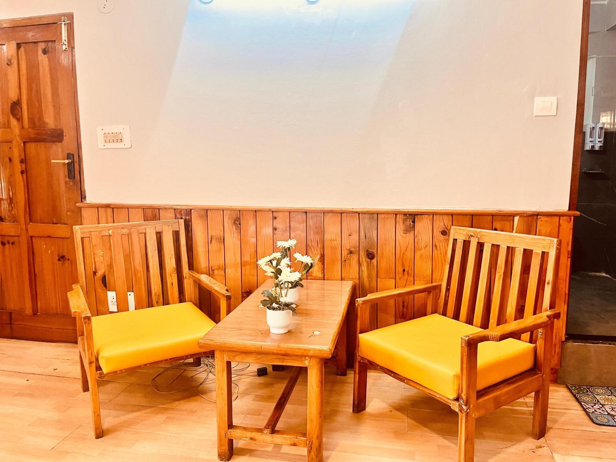 The Ganga Lodge - Affordable Luxury Stay Near Mall Road Manali Exterior photo