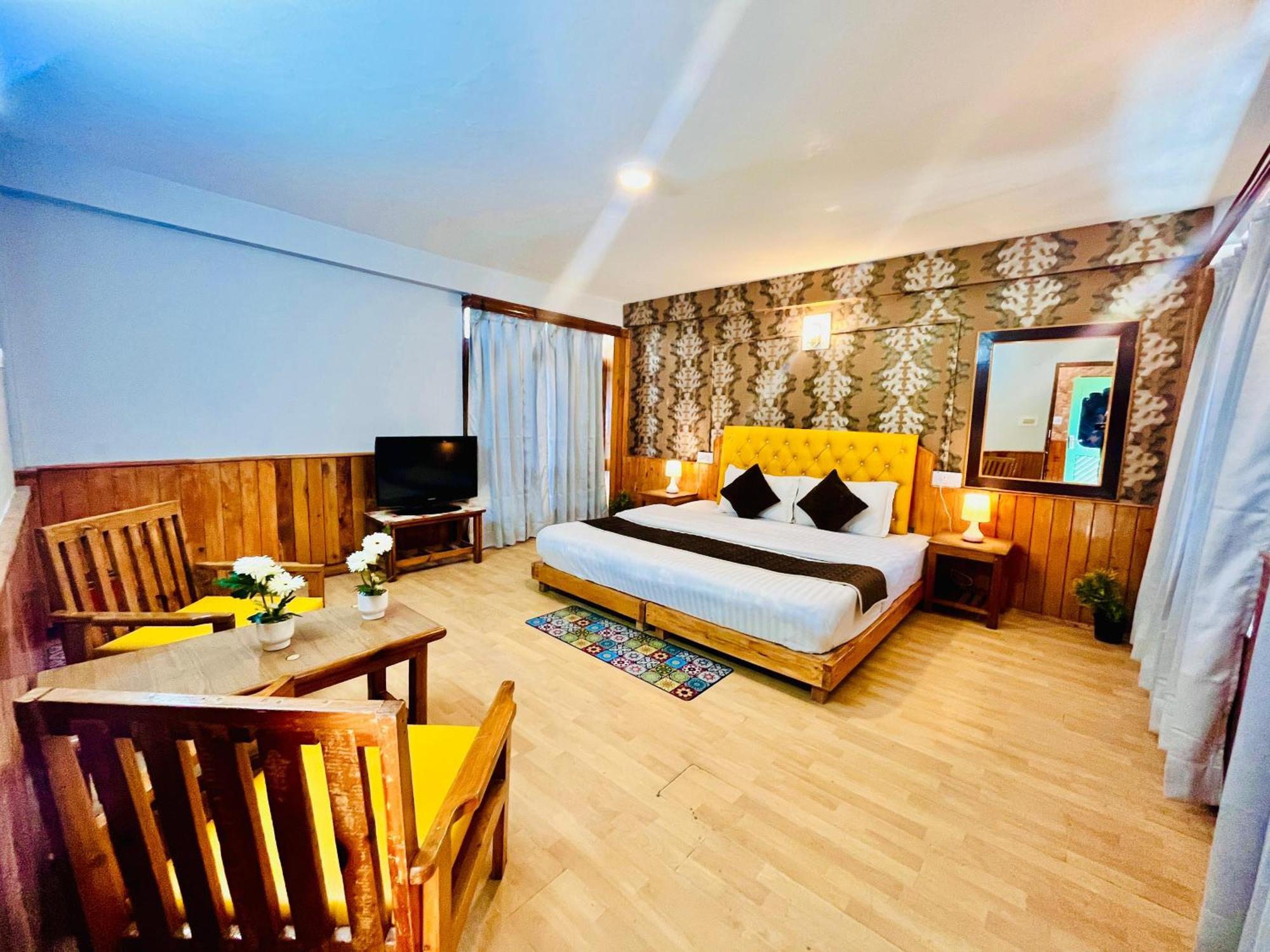 The Ganga Lodge - Affordable Luxury Stay Near Mall Road Manali Exterior photo