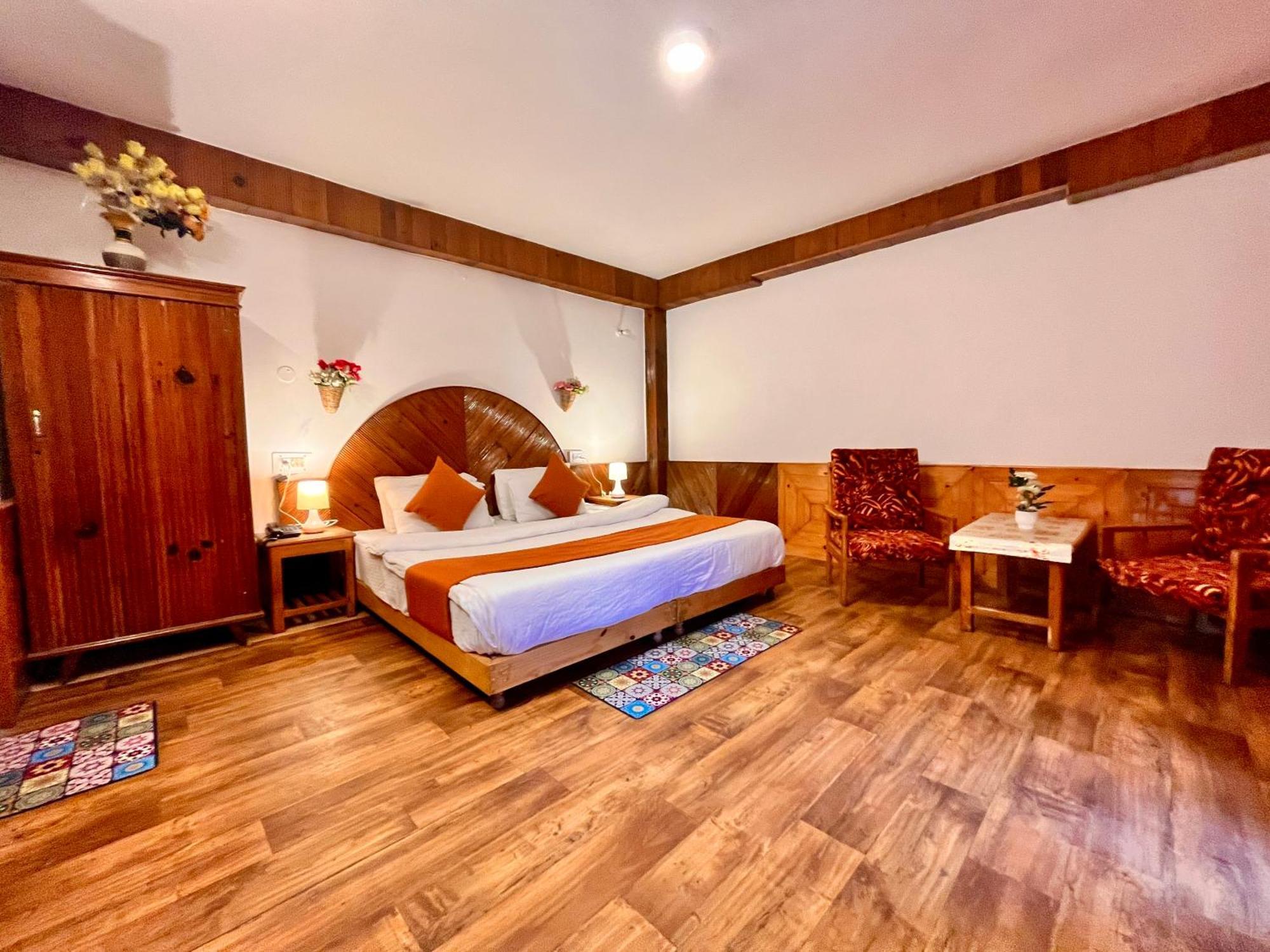 The Ganga Lodge - Affordable Luxury Stay Near Mall Road Manali Exterior photo