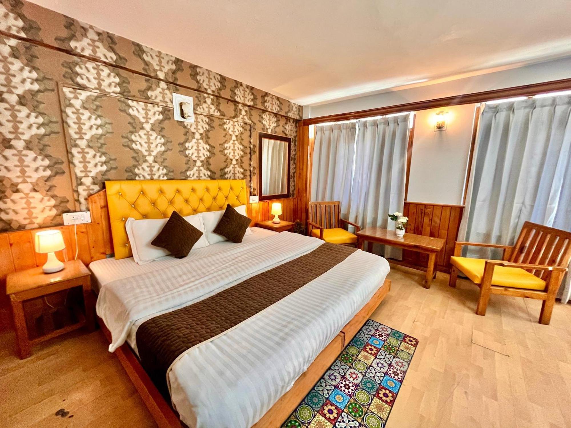 The Ganga Lodge - Affordable Luxury Stay Near Mall Road Manali Exterior photo