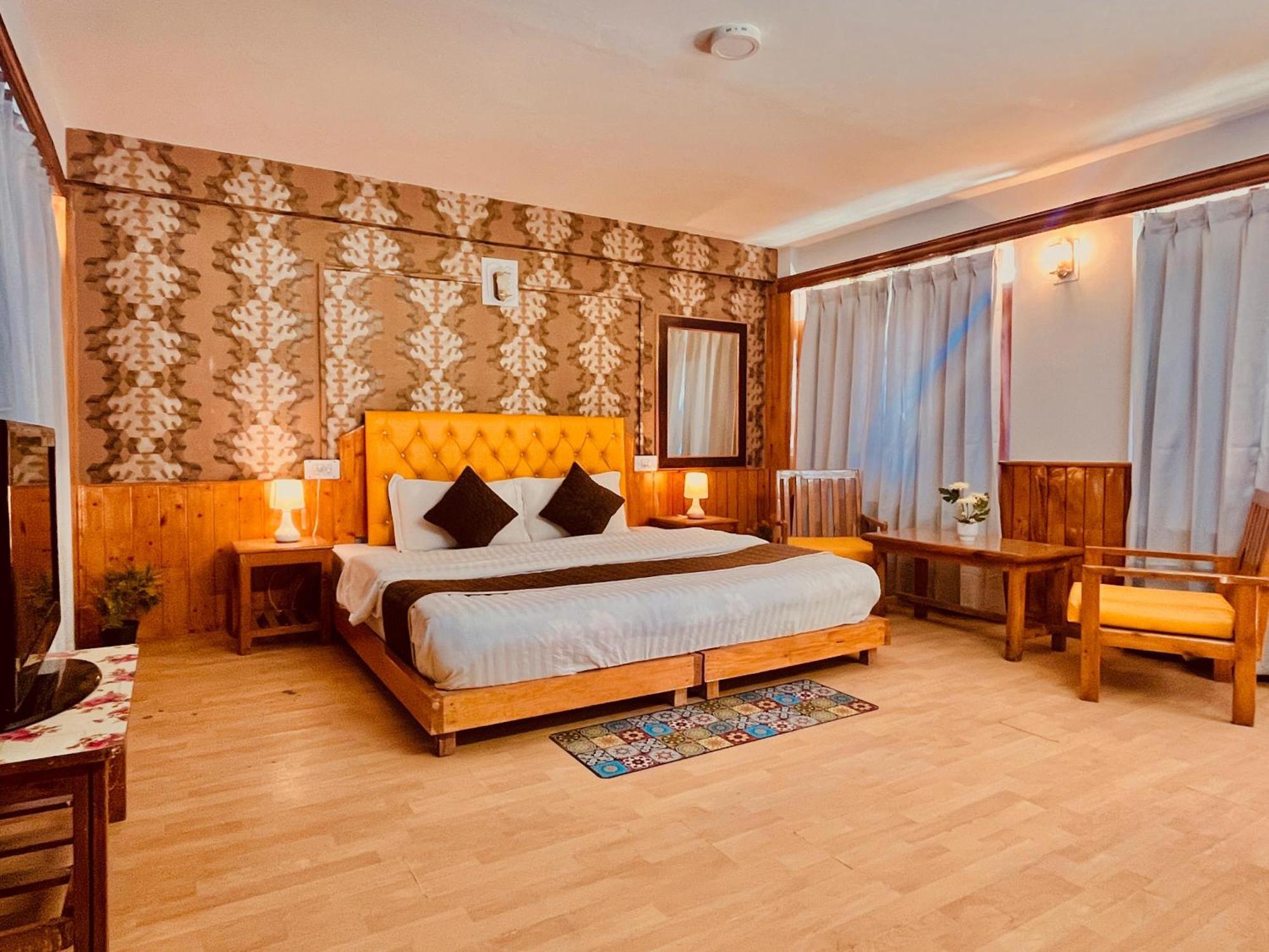 The Ganga Lodge - Affordable Luxury Stay Near Mall Road Manali Exterior photo